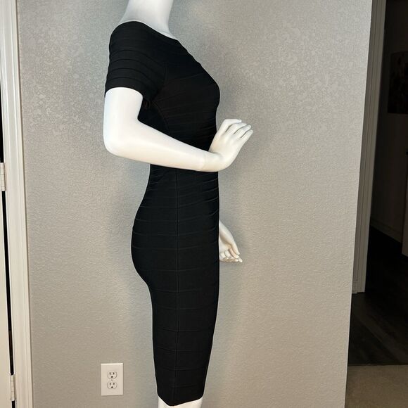Herve Leger Size S Bandage Dress CARMEN” Black Off the Shoulder Knee Length - Picture 5 of 10